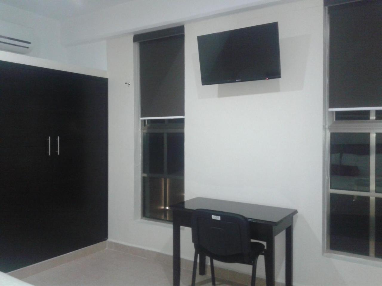 Hotel Puerto Campeche Bagian luar foto